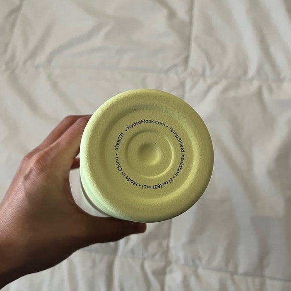 Hydro Flask - Picture 2 of 2